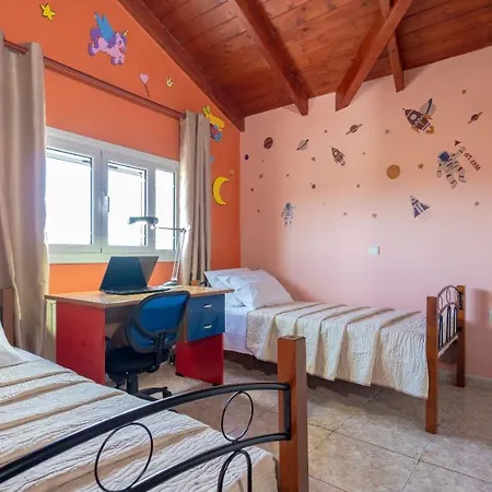 Semesterbostad Mataragkas - 1km From Center, By Zantewize Laganas