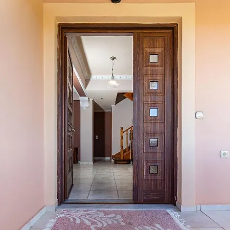 بيت للعطل Mataragkas - 1km From Center, By Zantewize لاغاناس