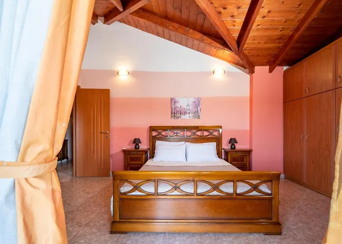 Mataragkas - 1km From Center, By Zantewize